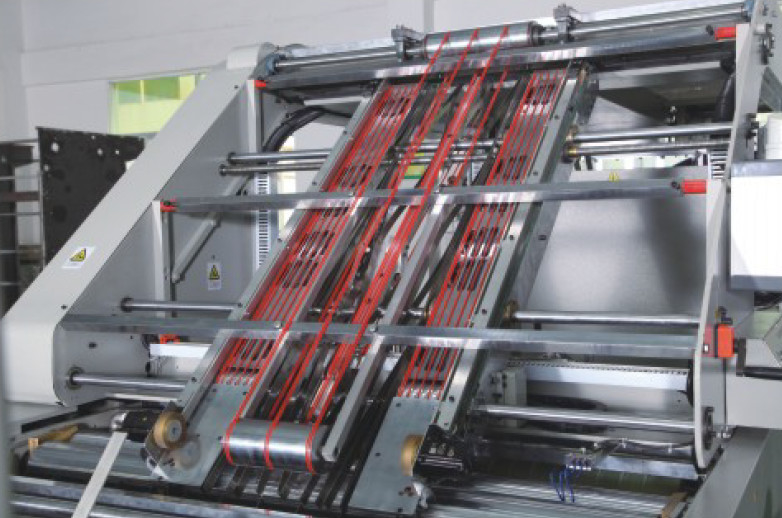 دستگاه لمیناتور فلوت با سرعت بالا 1450mm*1450mm DX-1450