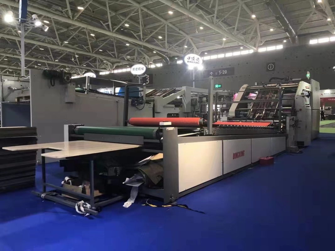 دستگاه لمینت راه راه 120-600 گرمی ورق بالا Auto Flute Laminator 3Ply