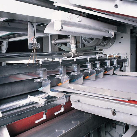 Manual Control Electric Cardboard Laminator for 3M×15.2M Operation Space and Electric Power Source