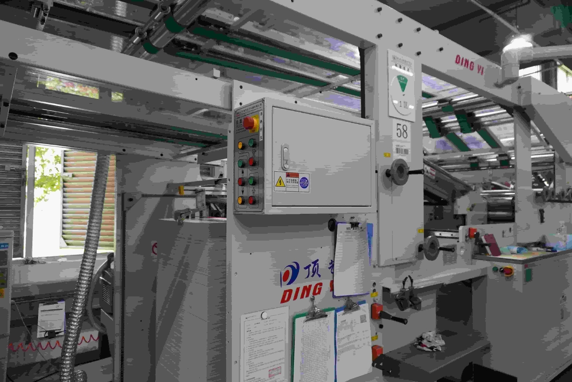 لامیناتور کارتونی متنوع برای ضخامت های مختلف کاغذ ضخامت کاغذ پایین 180-2000g / m2